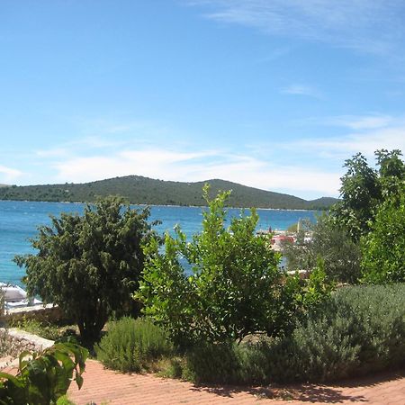 Apartments Pralija Mile Zaboric Εξωτερικό φωτογραφία