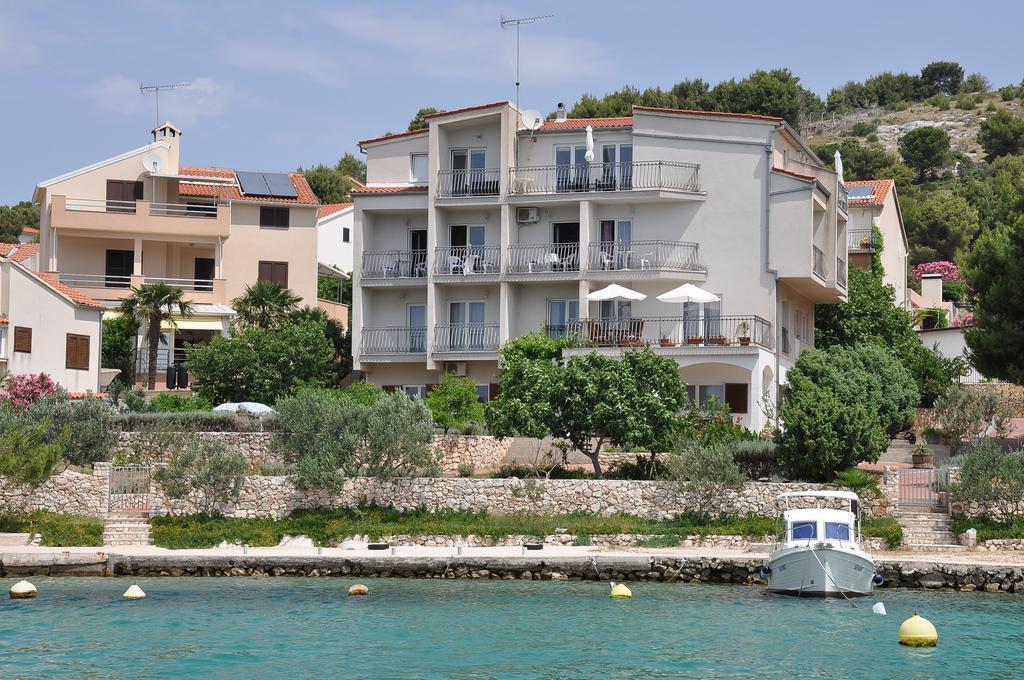 Apartments Pralija Mile Zaboric Εξωτερικό φωτογραφία