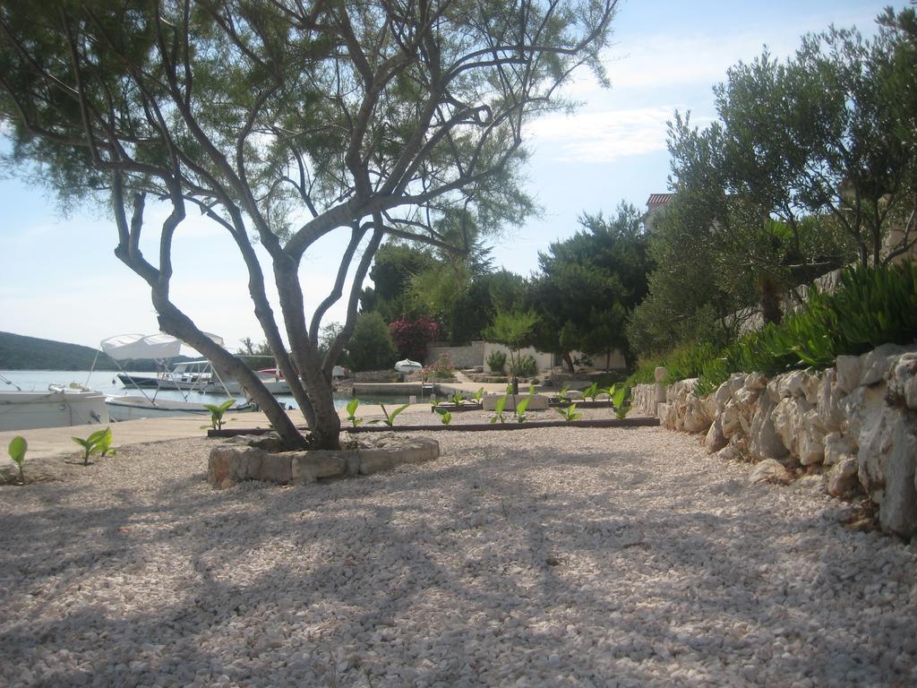 Apartments Pralija Mile Zaboric Εξωτερικό φωτογραφία