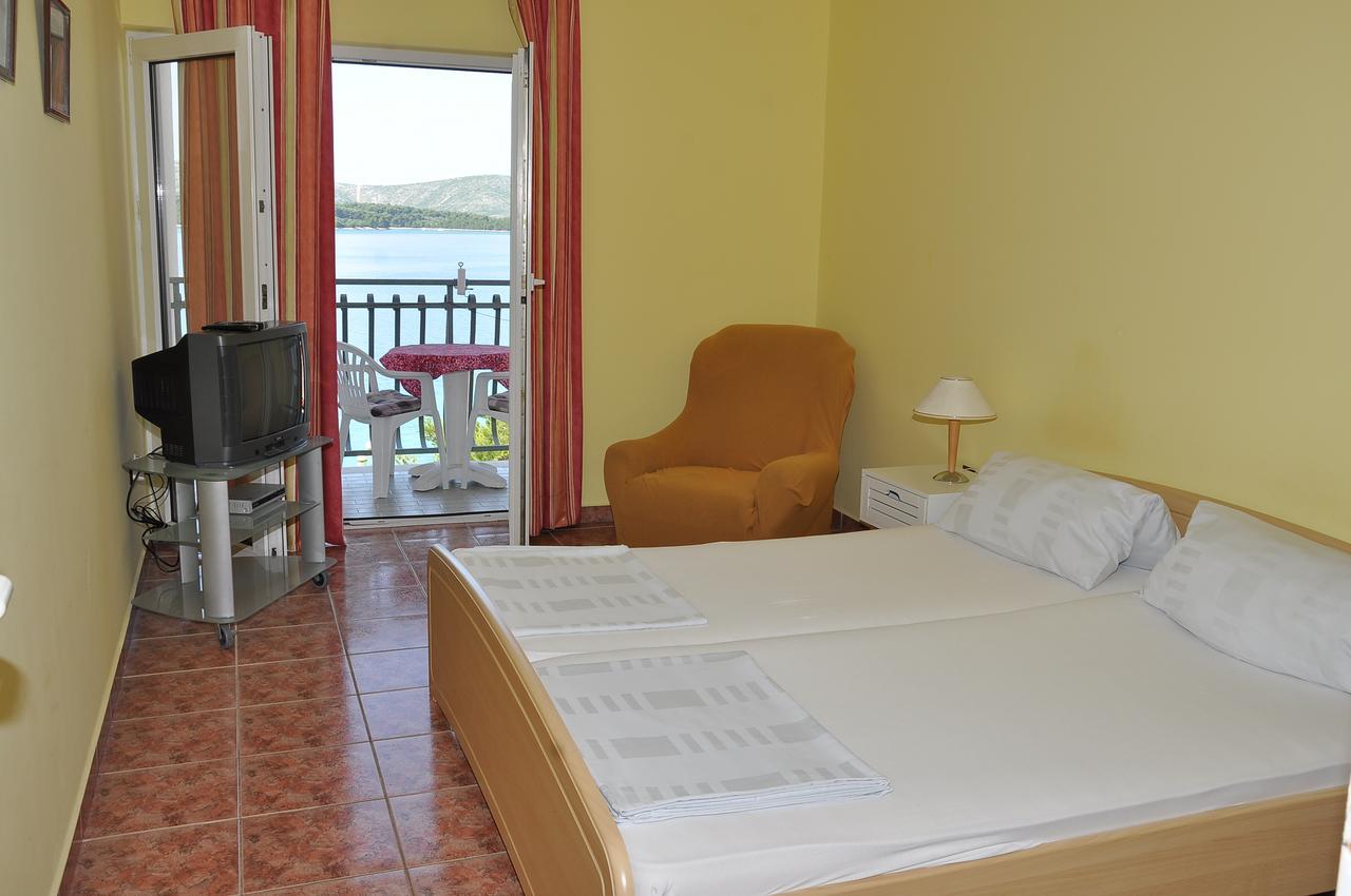 Apartments Pralija Mile Zaboric Εξωτερικό φωτογραφία